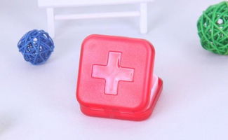 新版十字四格药盒 便携环保，守护健康每一天